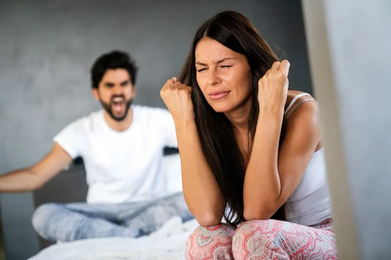 violencia verbal en pareja joven discusion - Guía sobre violencia verbal en la pareja y su tratamiento legal violencia verbal en la pareja